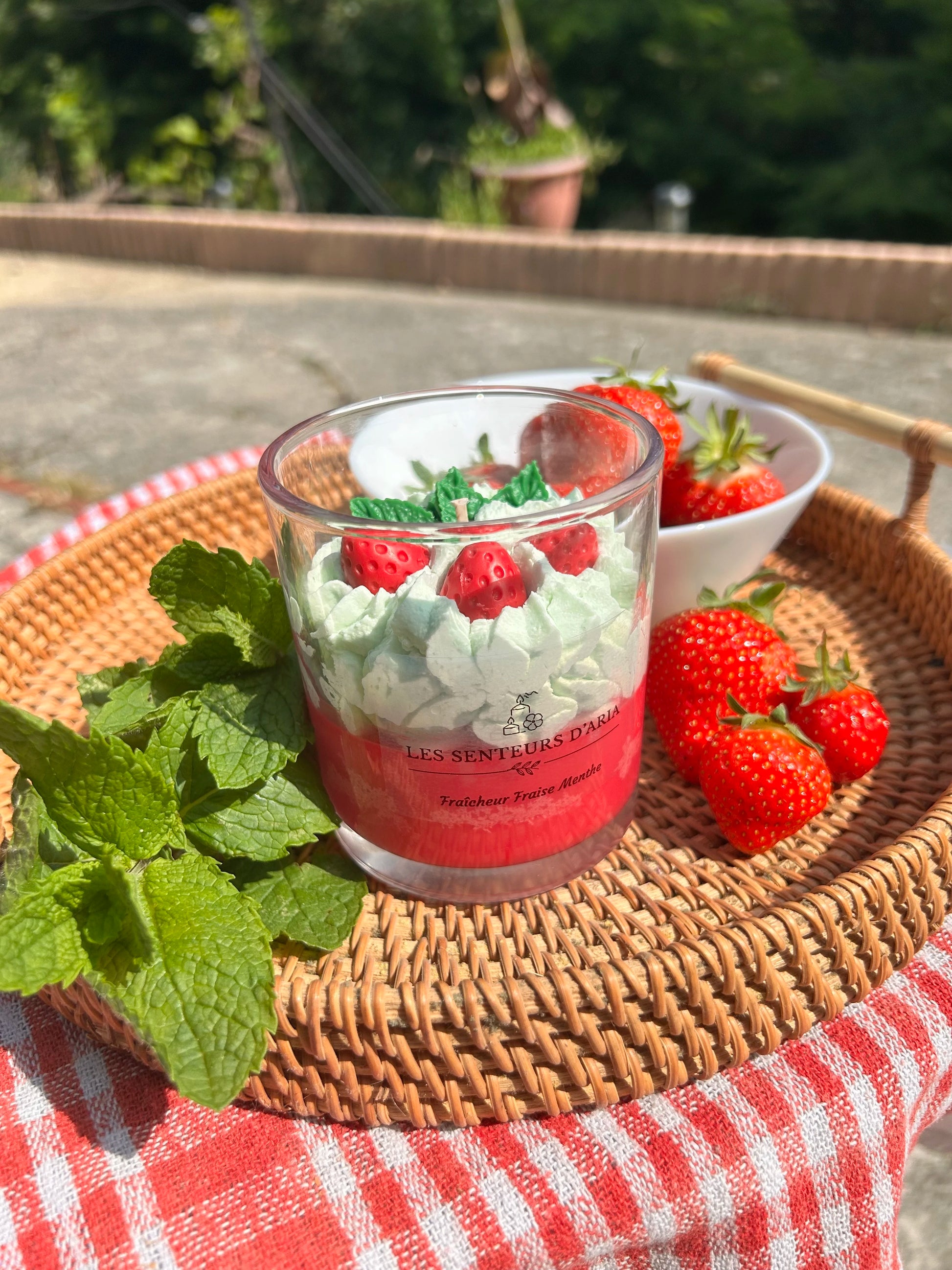 Bougie fraîcheur fraise et menthe