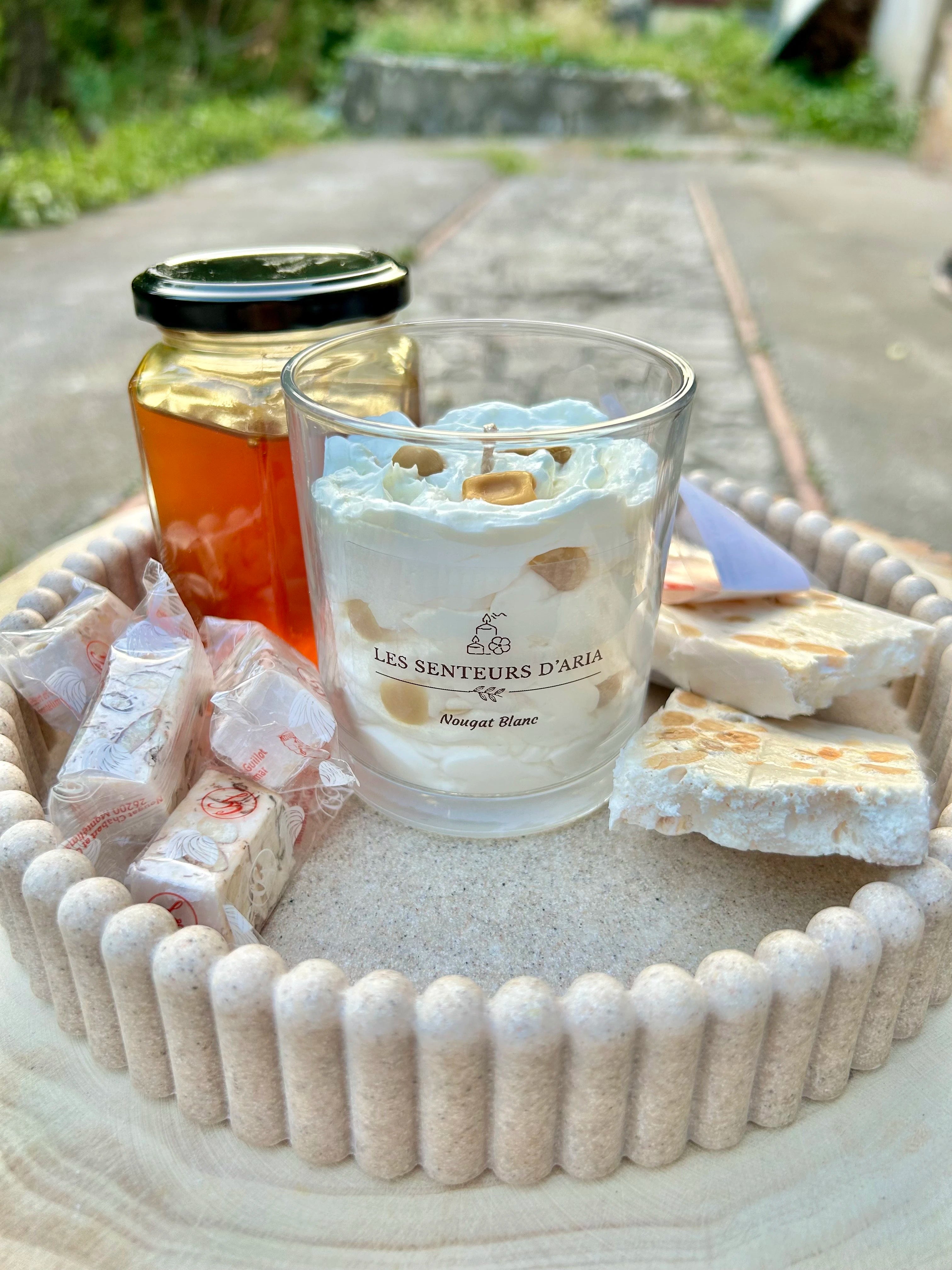 Bougie nougat blanc
